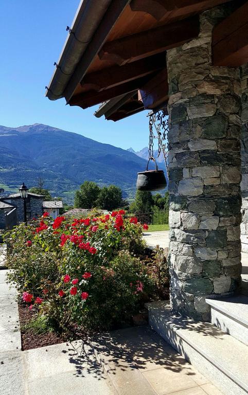Appartamento Fleur Des Neiges Aosta Habitación foto